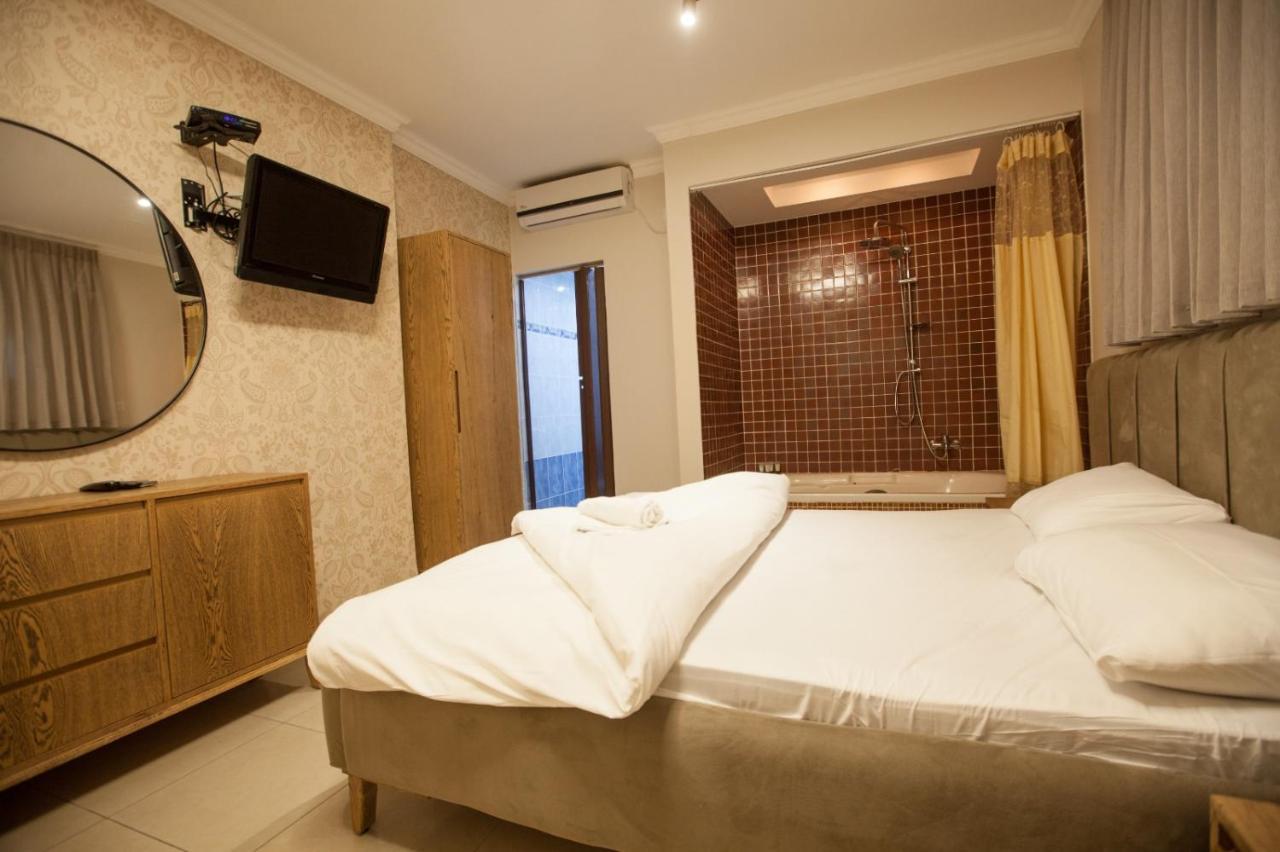 Puy Ahuzat Haosher Hotel Тиберия Екстериор снимка